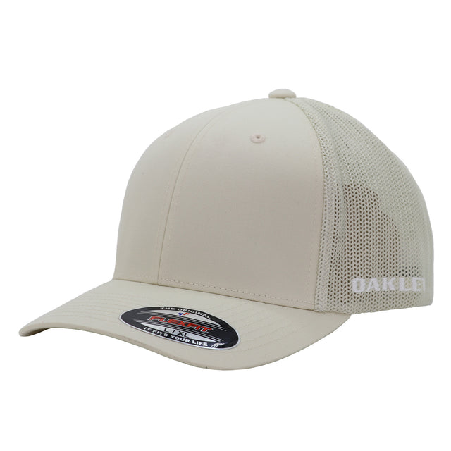 Oakley Golf Cresting Trucker
