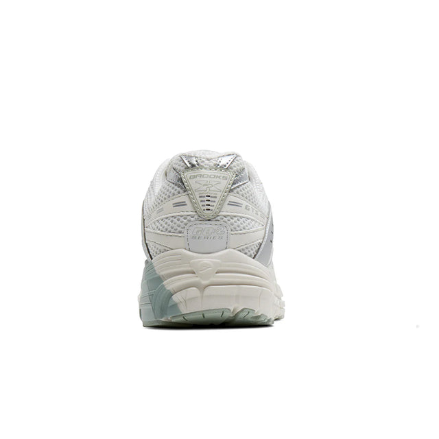 Brooks Adrenaline