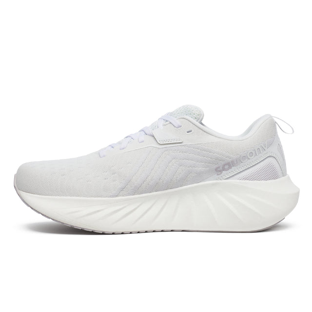 Saucony Triumph 22 - Left View