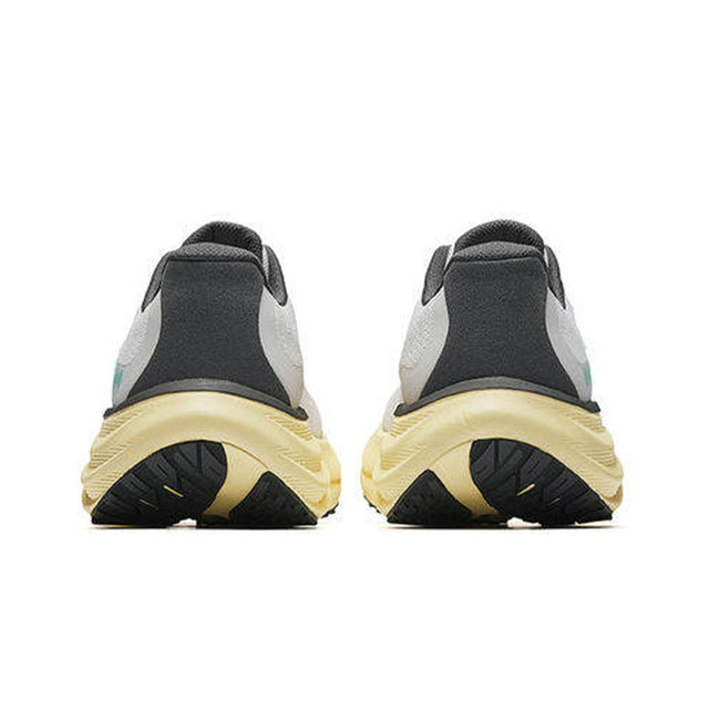 Anta PG7 1.5 Travel Running Shoes