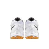 Mizuno Wave Fang St 235