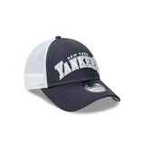 New Era 940Snap Trucker White New York Yankees  Otc