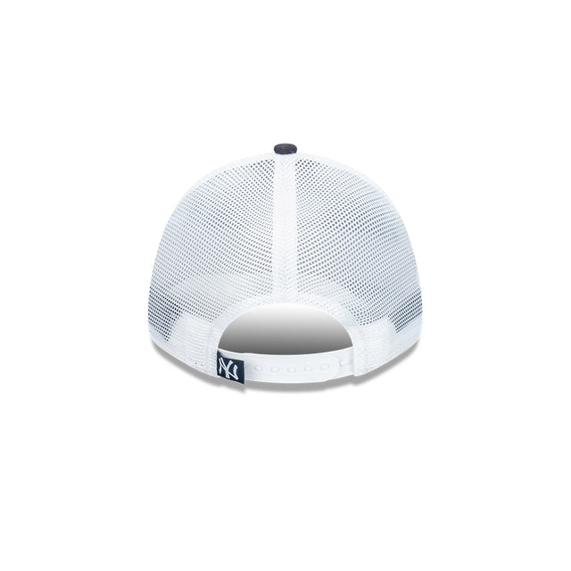New Era 940Snap Trucker White New York Yankees  Otc