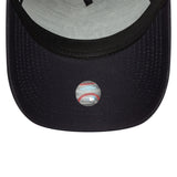 New Era New York Yankees Team Outline Navy 9FORTY E-Frame Trucker Adjustable Cap