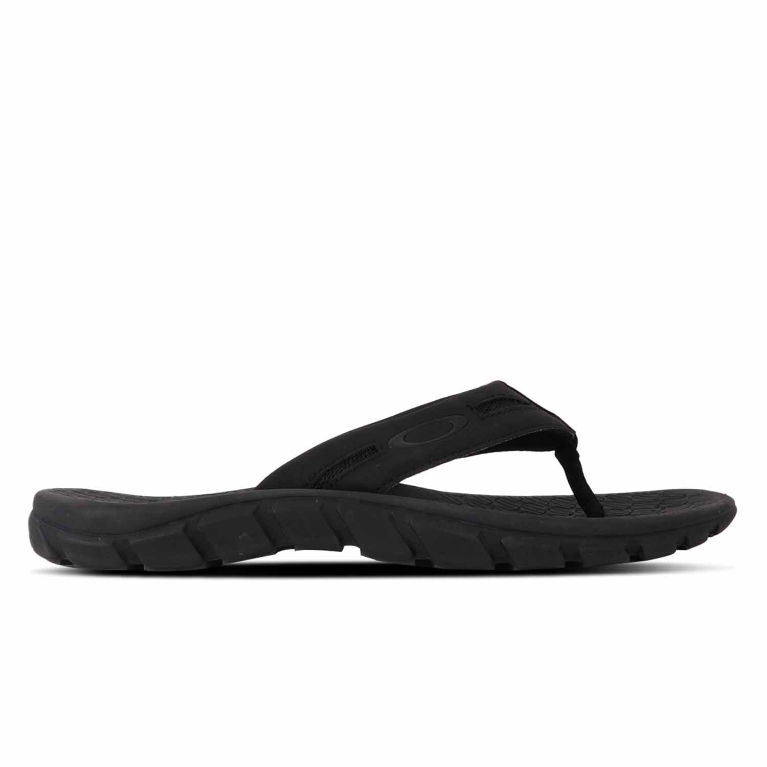 Oakley sandals online